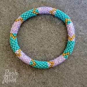 Glass Bead Bracelet (Lilac/Green/Gold) - NWOT